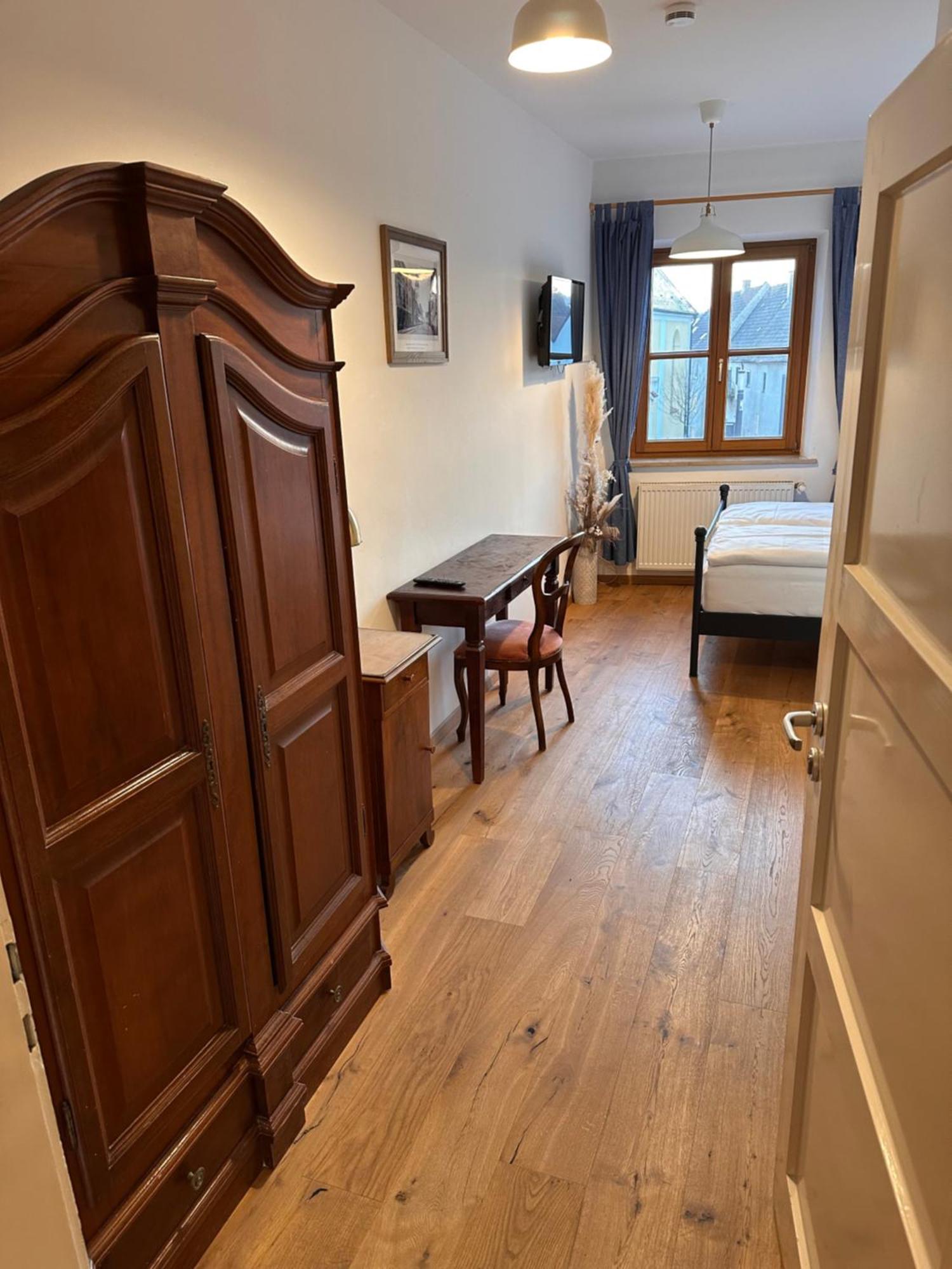 Gasthof Zur Post Wolnzach Extérieur photo